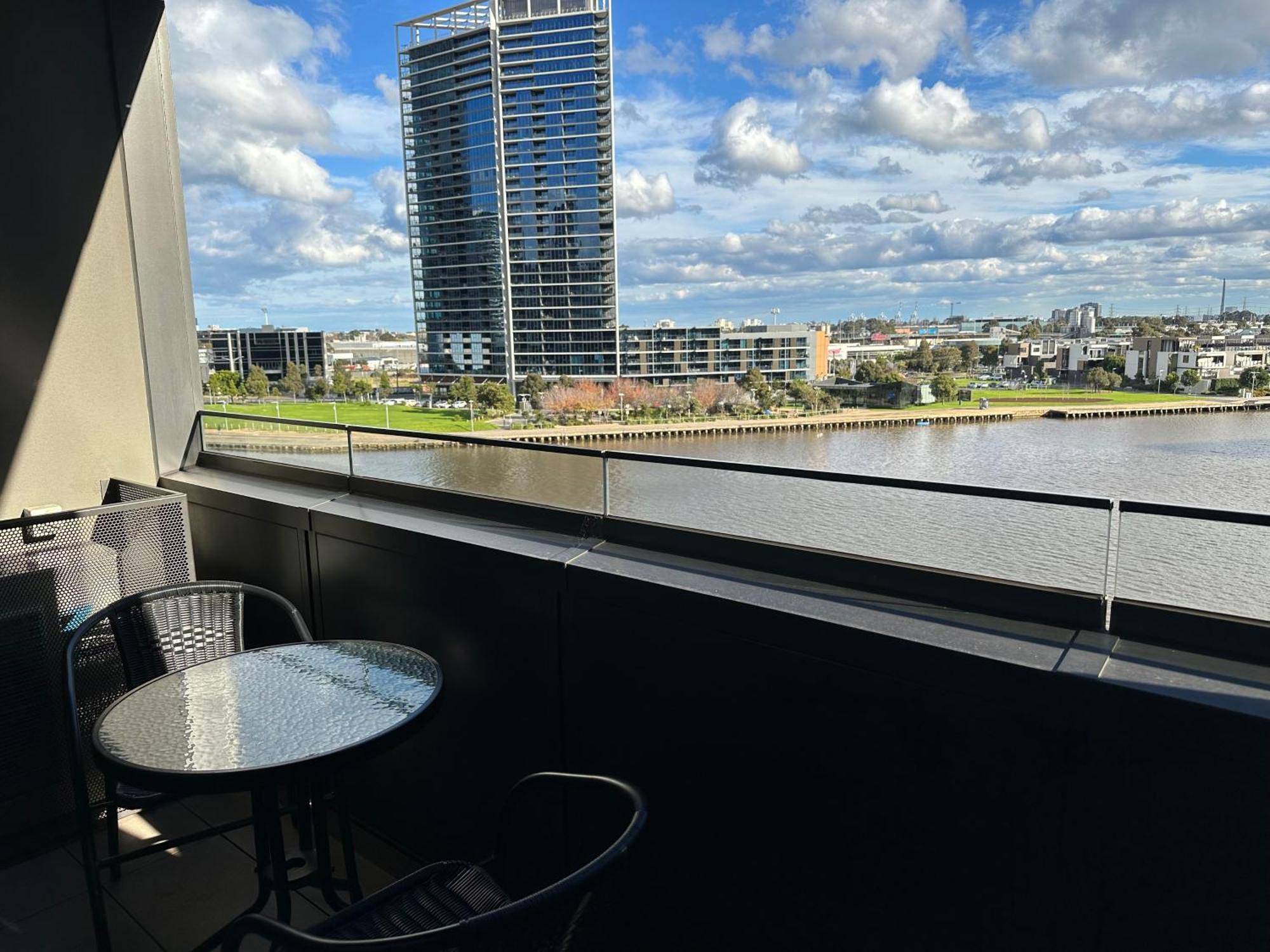 Apartment Wyndel One Bedroom Mel883col210s *