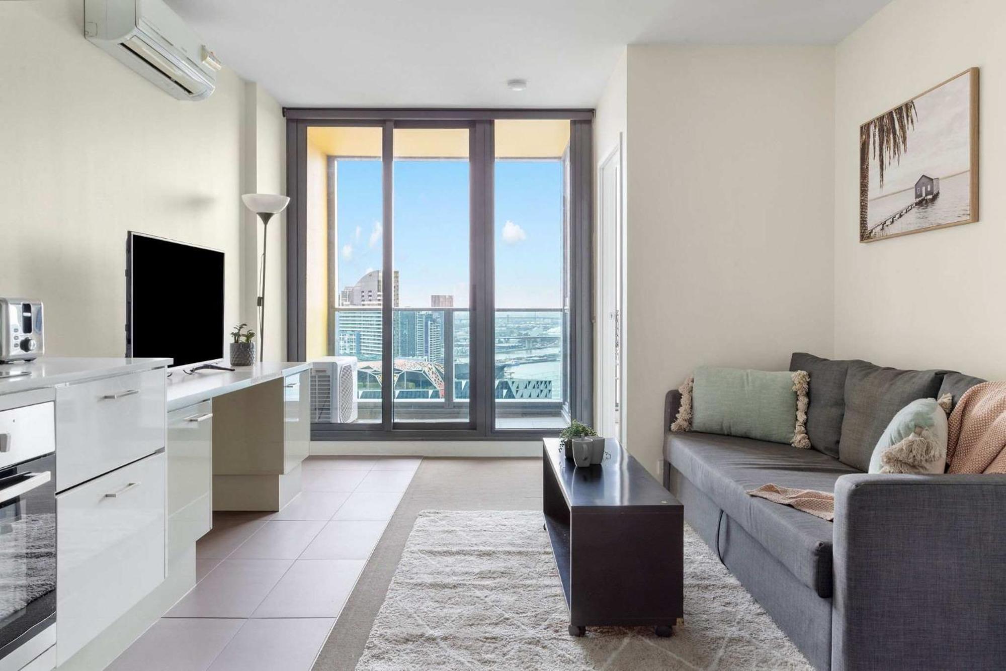 Southern Cross Gem, Modern With Harbour Views * Melbourne