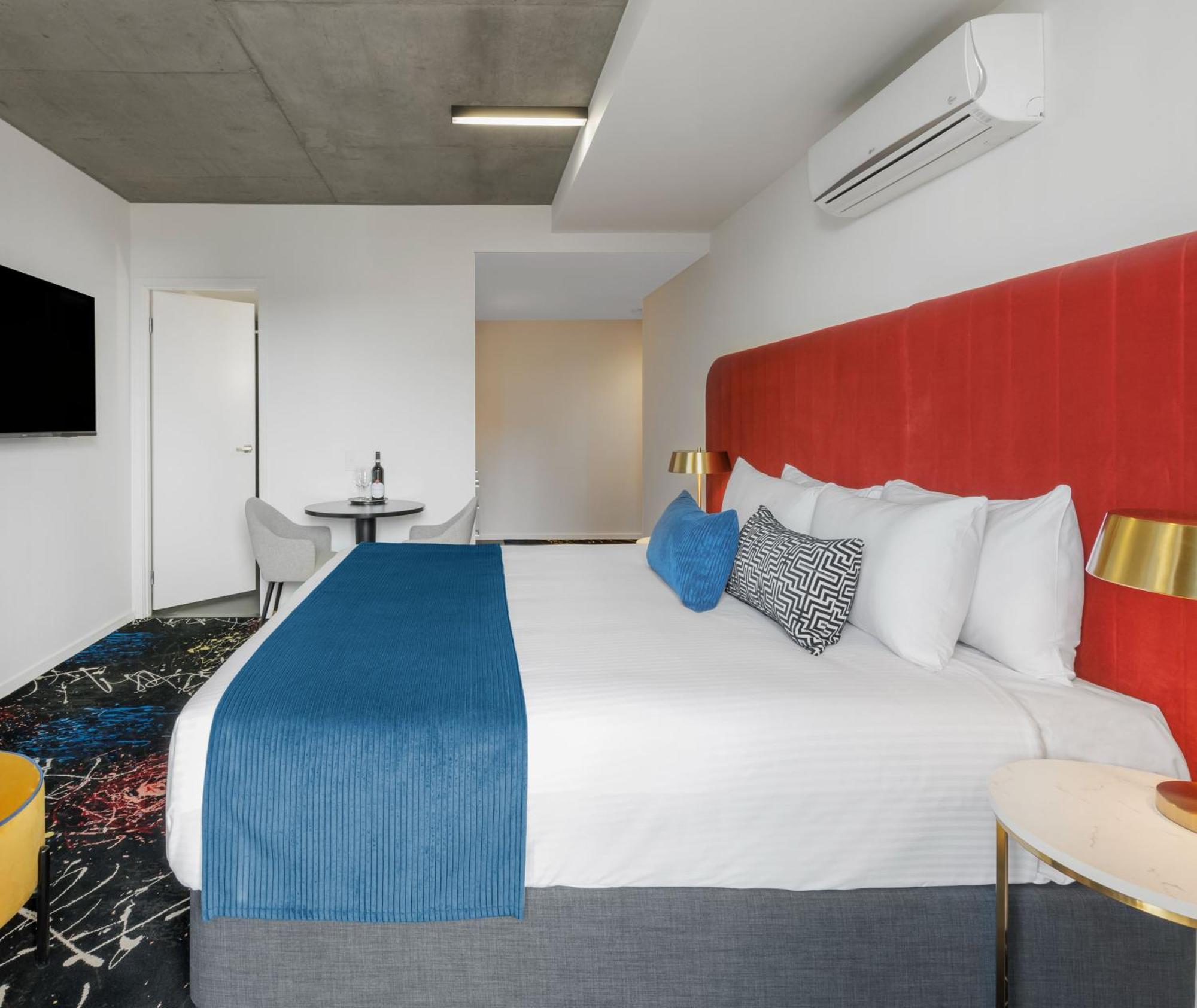 Oaks St Kilda Road Hotel