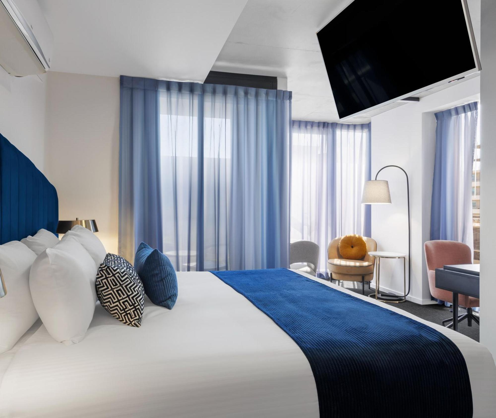 Hotel Oaks St Kilda Road Melbourne