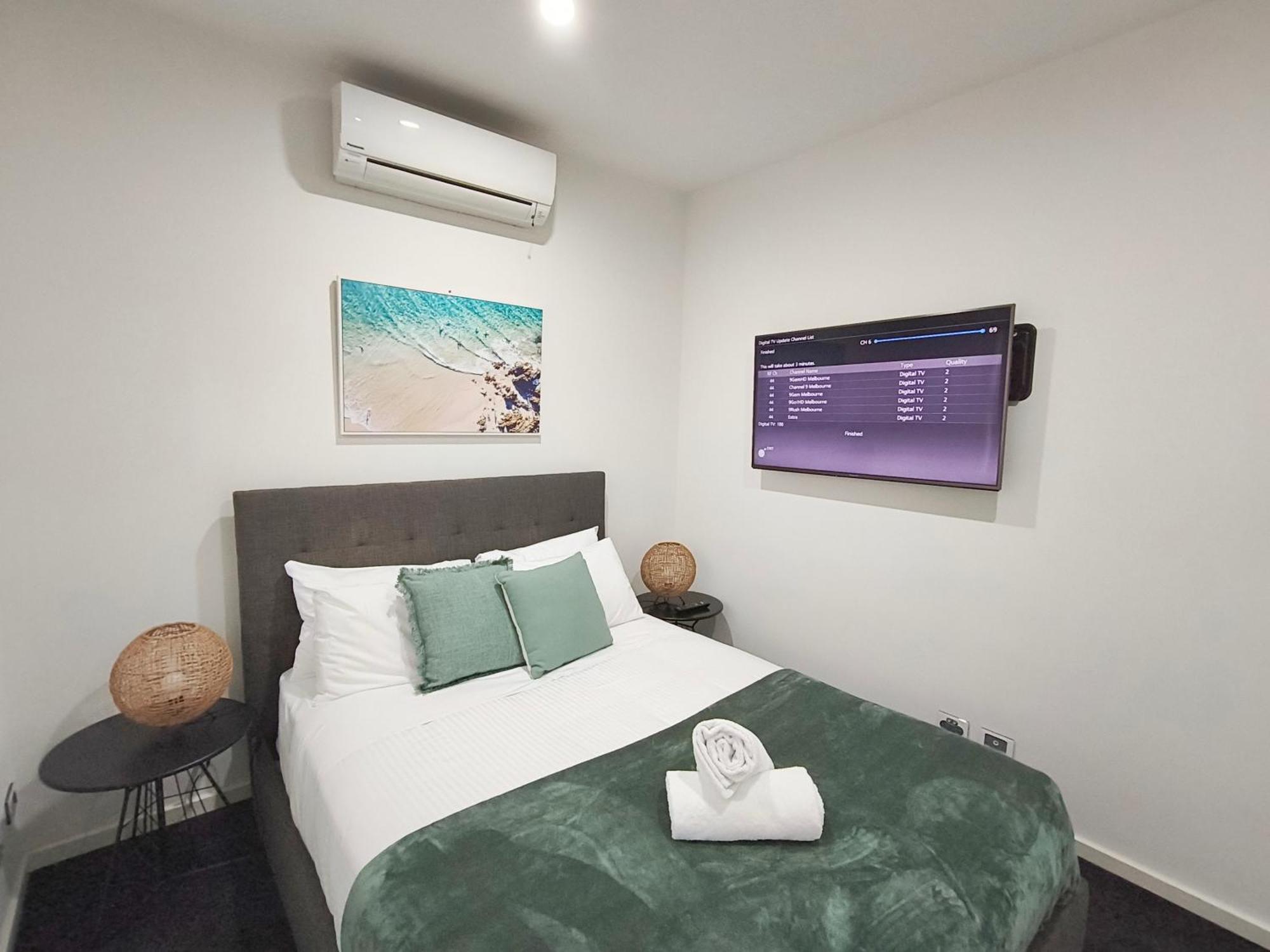Luxury Beachside Townhouse - Walk To - Private Rooftop Terrace Bahay bakasyunan *