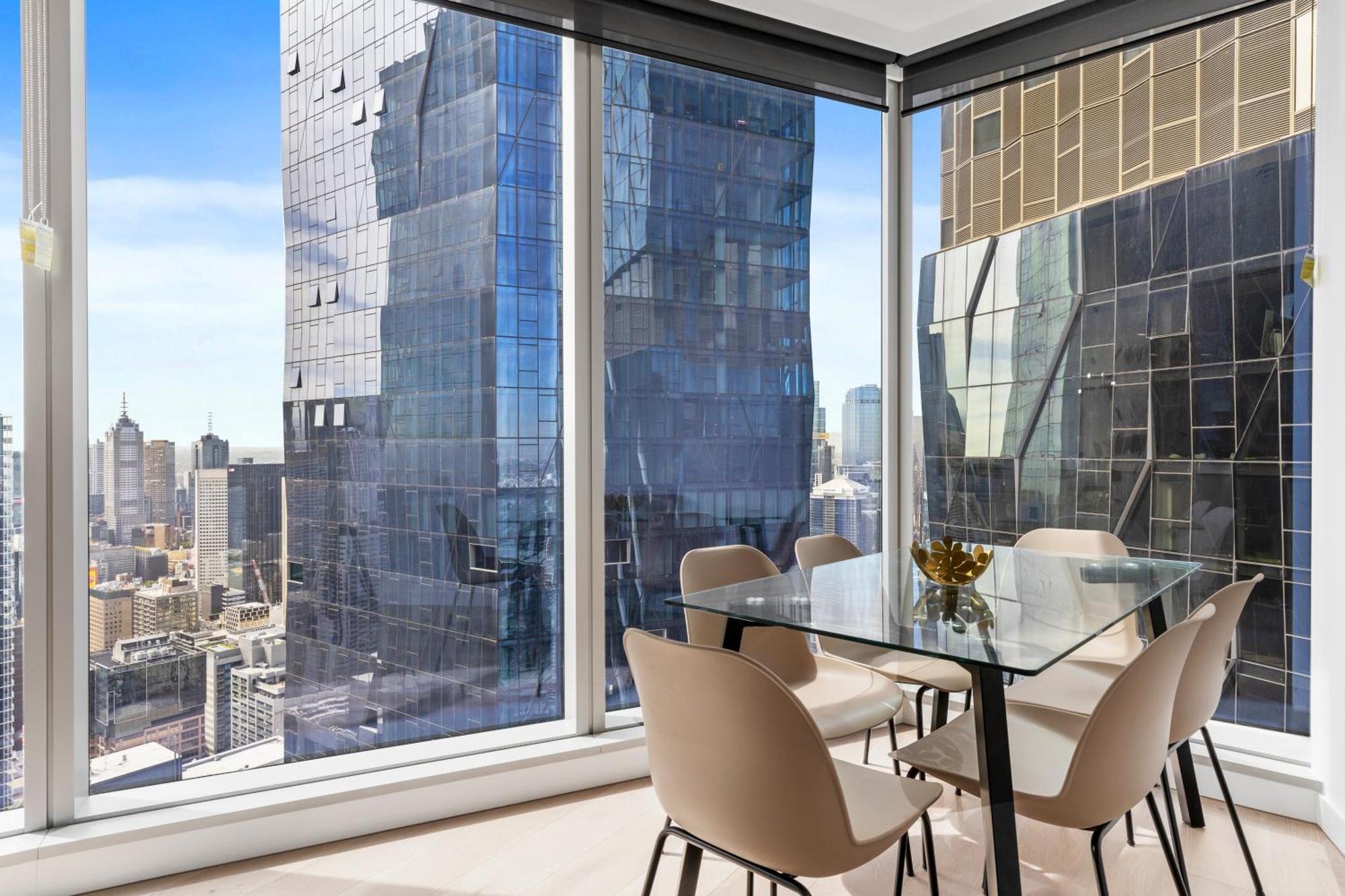 Brand New Cbd Area Lvl 59 W Views! Melbourne