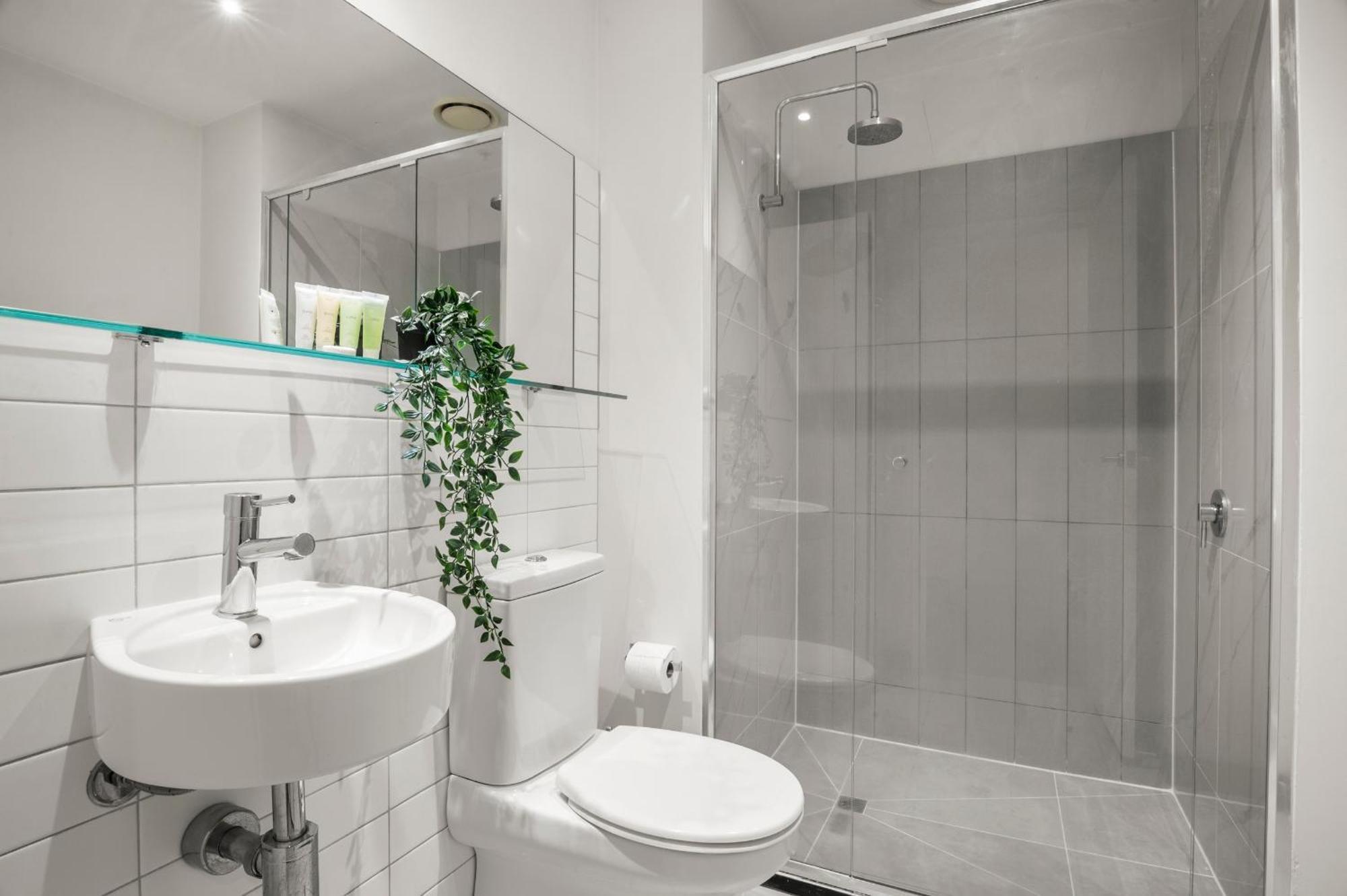 Apartment Cozy 1 Bedroom At Marvel Stadium With Rooftop Pool And Gym