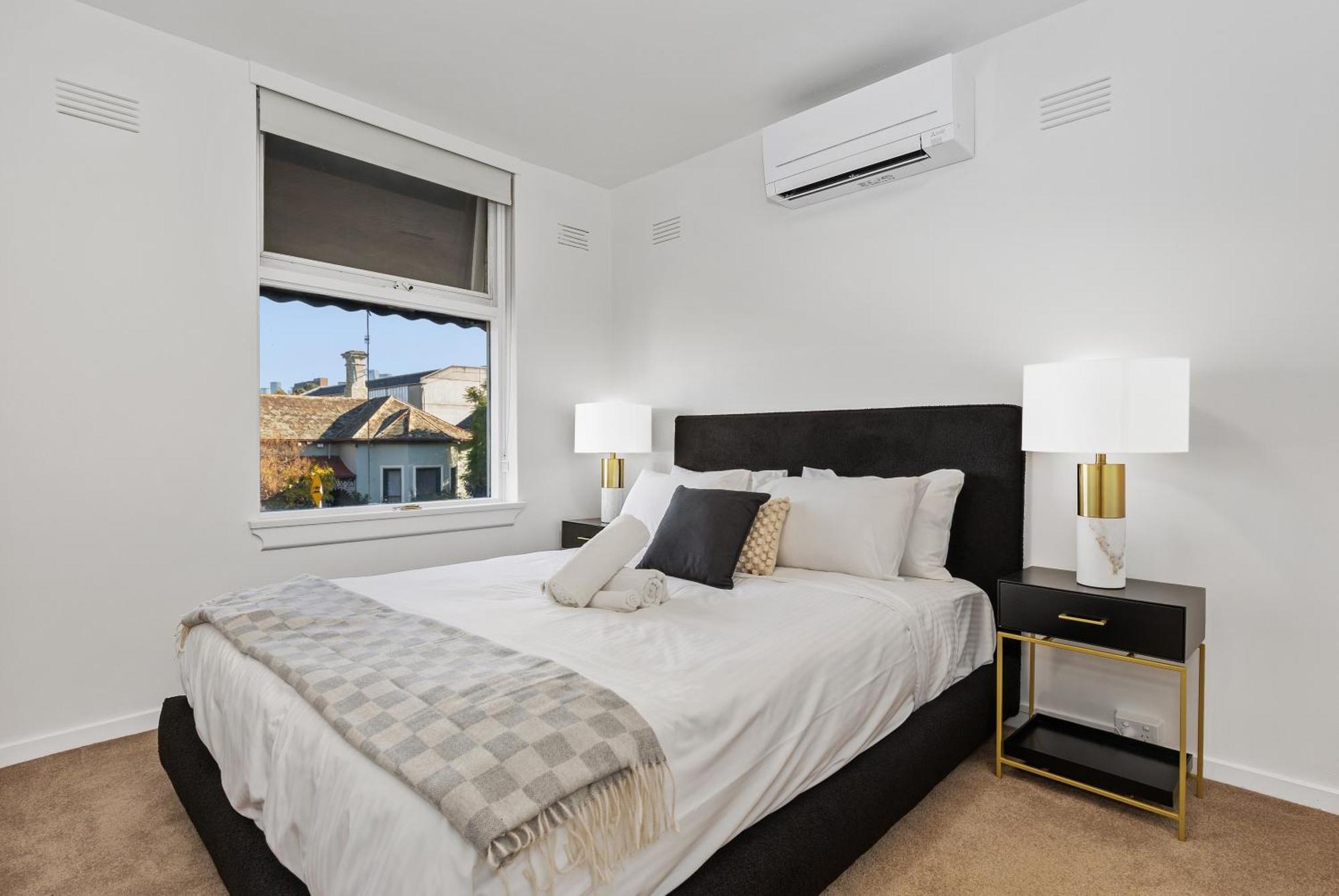 Stylish 1br Near Mcg And Rod Laver Arena W Parking Apartment