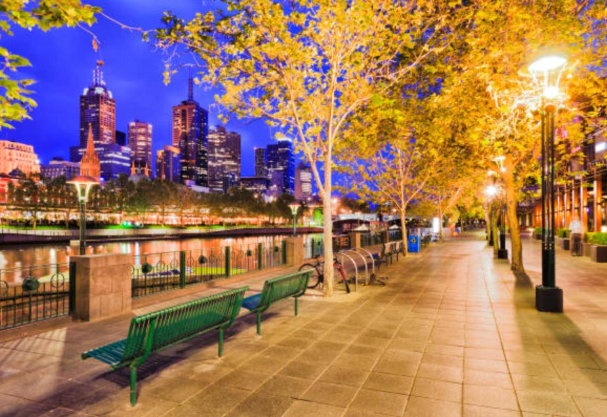 Apartment Readyset At The Summit Melbourne