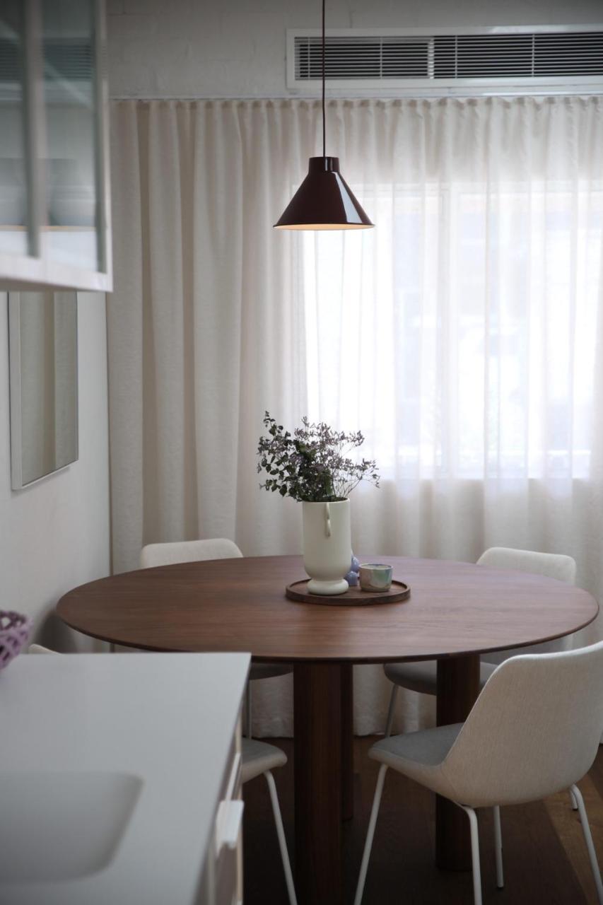 Boutique North - Stylish Inner-city Retreat * Melbourne