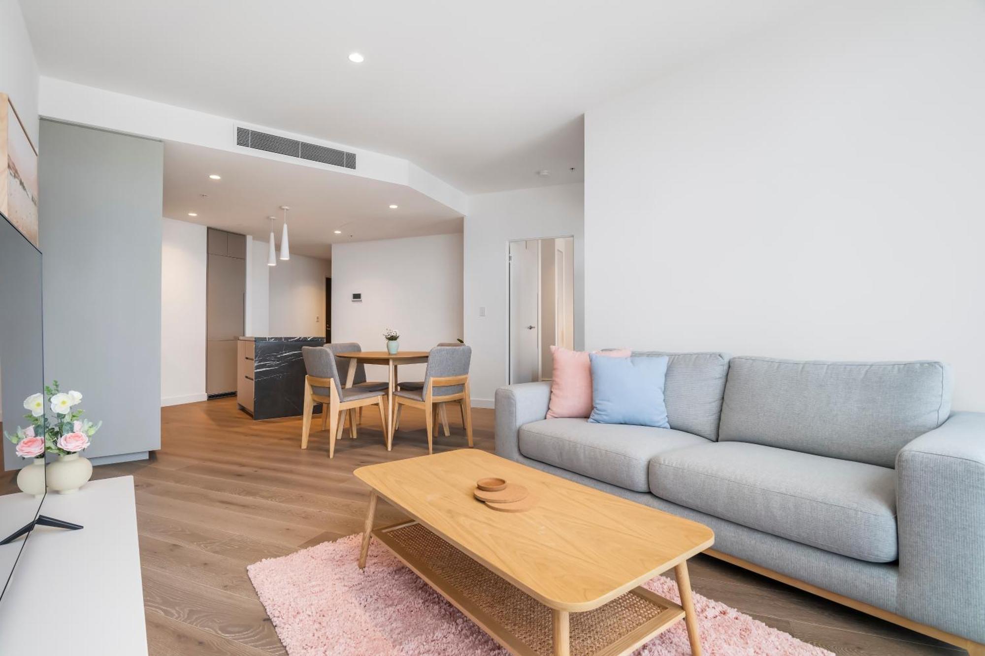 Breathtaking And Bay Views Location Apartment