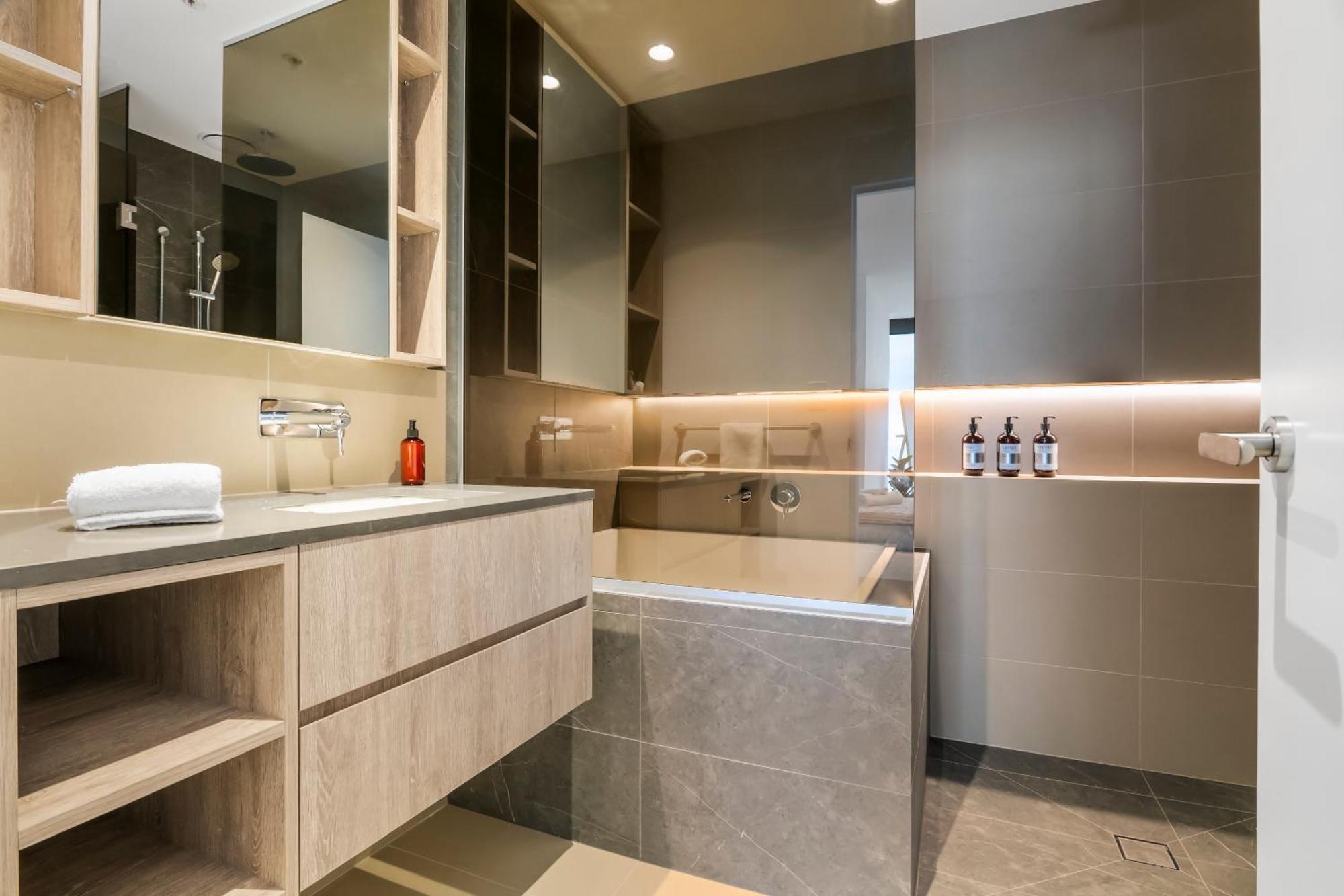 Breathtaking And Bay Views Location Melbourne