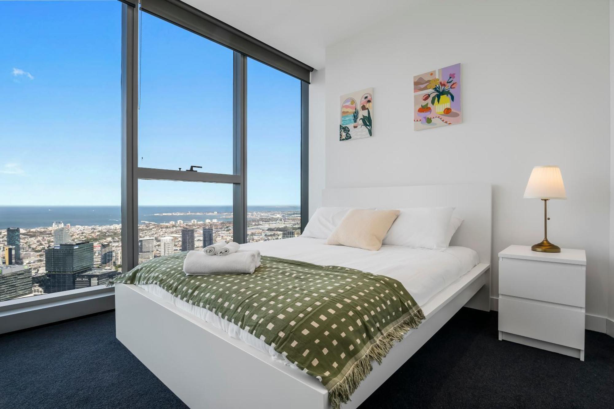Breathtaking And Bay Views Location Apartment
