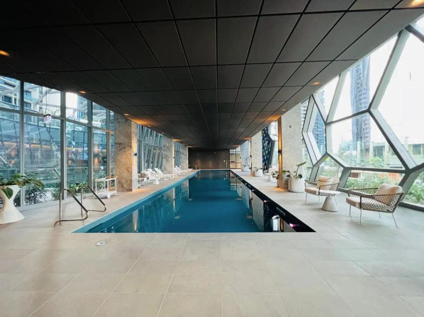 Breathtaking And Bay Views Location Melbourne