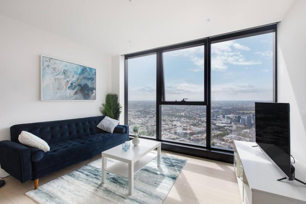 Breathtaking Views - Spacious 2br Ensuite In Heart Of Cbd * Melbourne