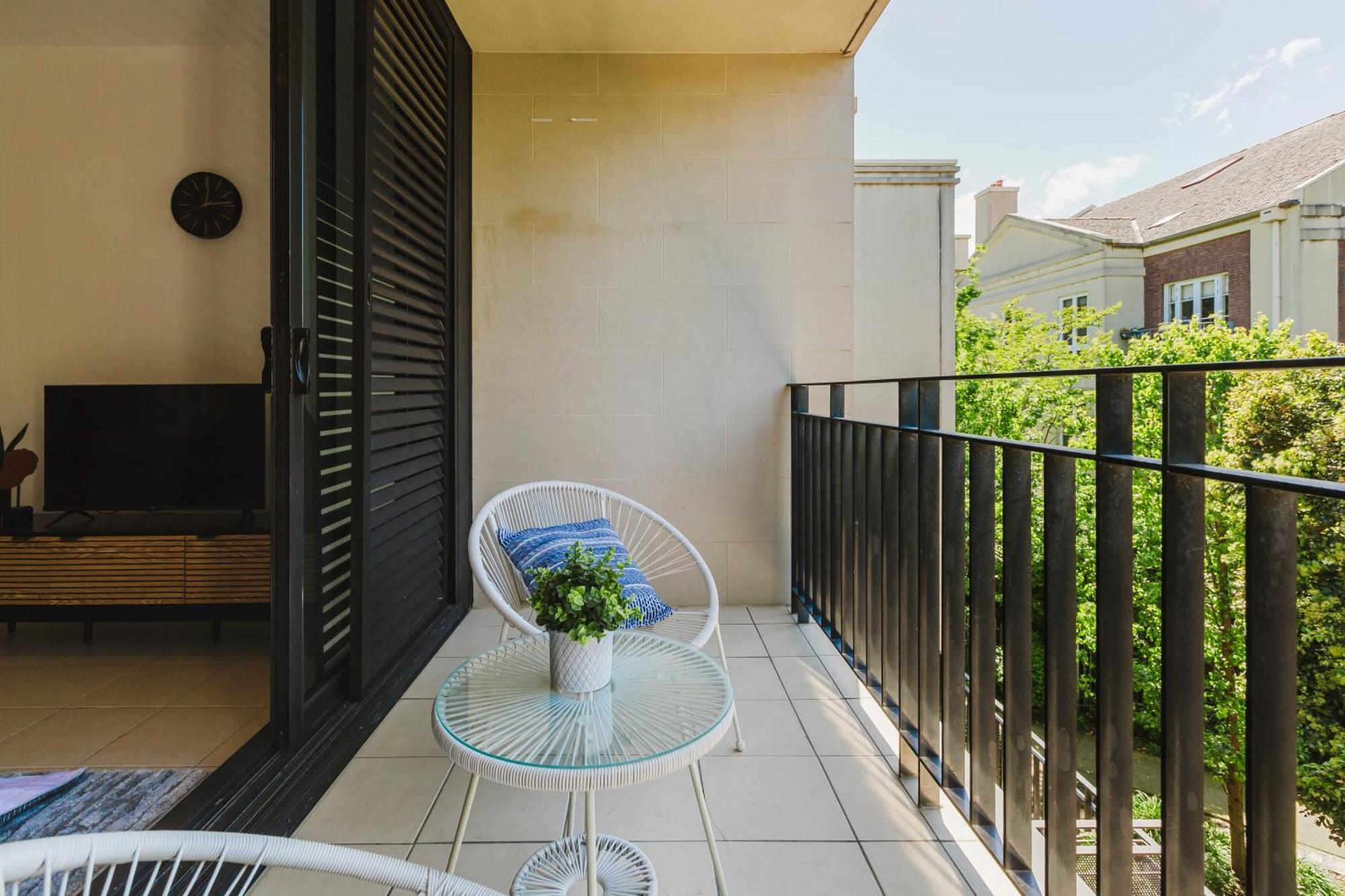 Casablanca Mcg Patio Parking Netflix * Melbourne
