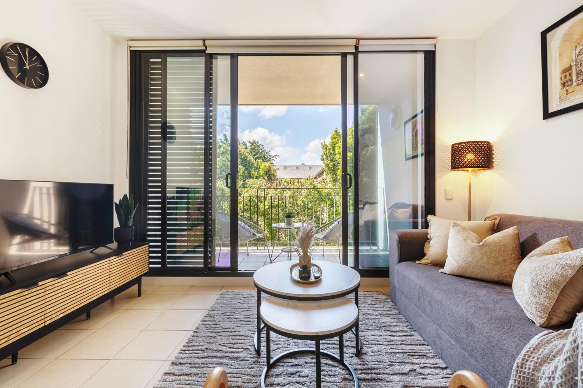 Casablanca Mcg Patio Parking Netflix Apartment Melbourne