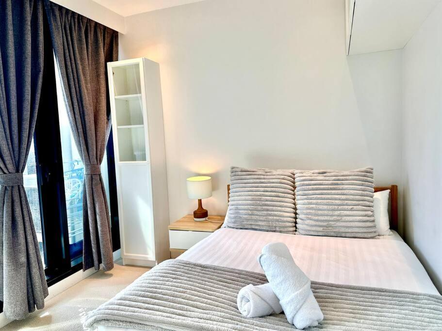 Skyview Retreat At Lighthouse Apartment