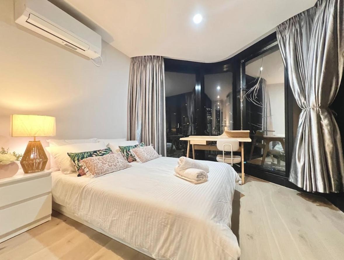 Apartment Cbd Central 3-bedroom 2 Baths 5 Beds Pool Sauna Gym Carpark City Sky View