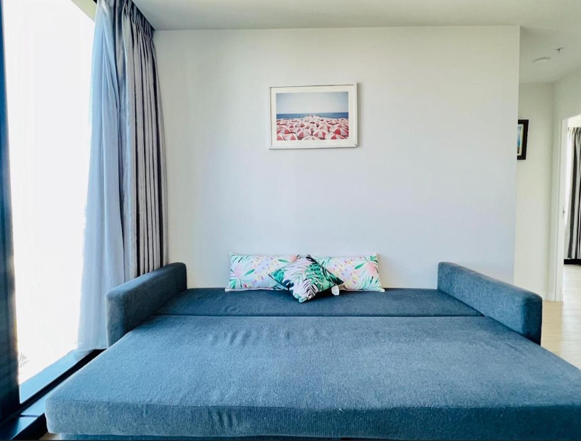 Cbd Central 3-bedroom 2 Baths 5 Beds Pool Sauna Gym Carpark City Sky View Apartment *