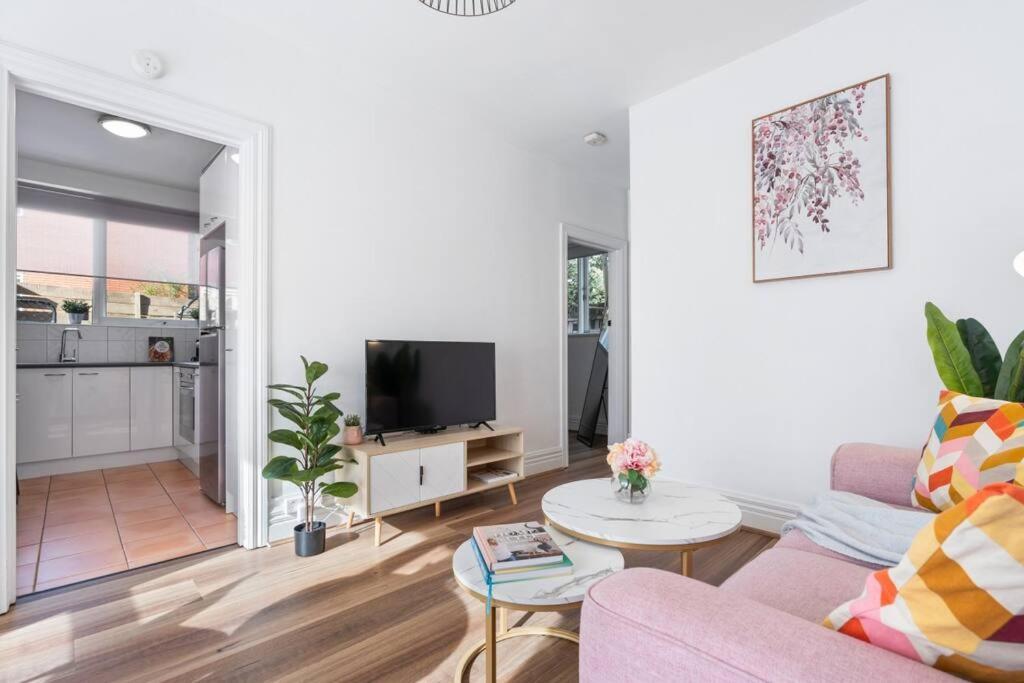Cozy 1 Bedroom - Caulfield Park