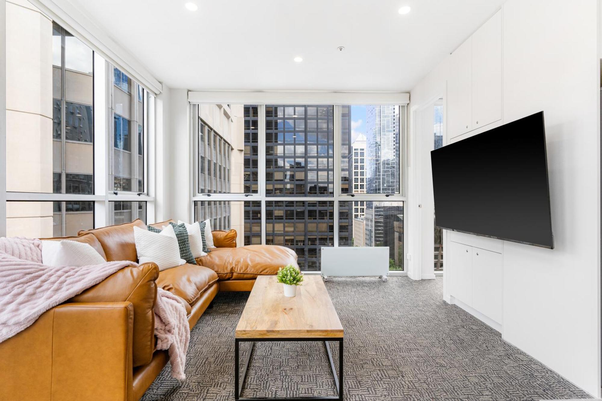 Spectacular William St - Sleeps 12 Apartment Melbourne