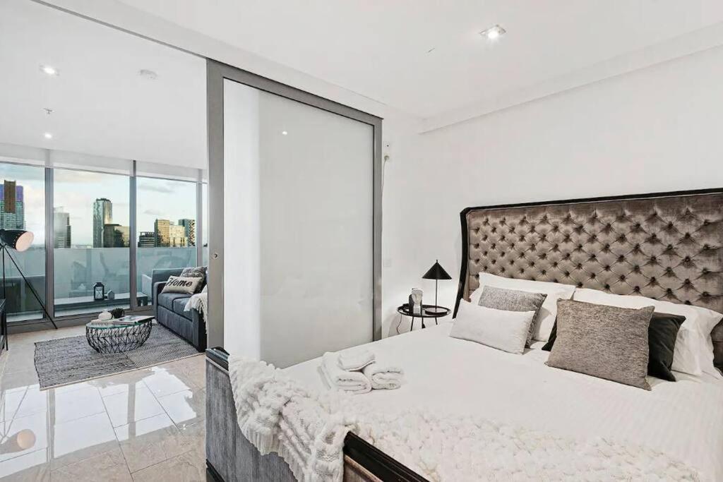 Apartment One Bedroom I Parking I River View I Walk To Crown