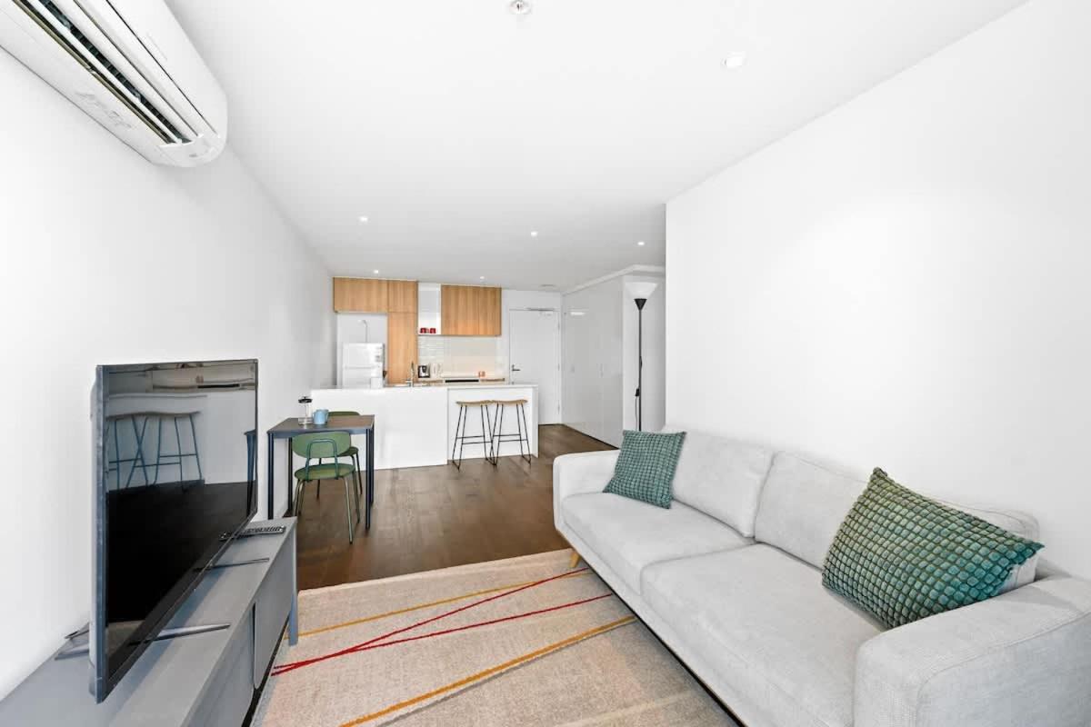 Apartment Stylish City-view 1br In St Kilda Melbourne