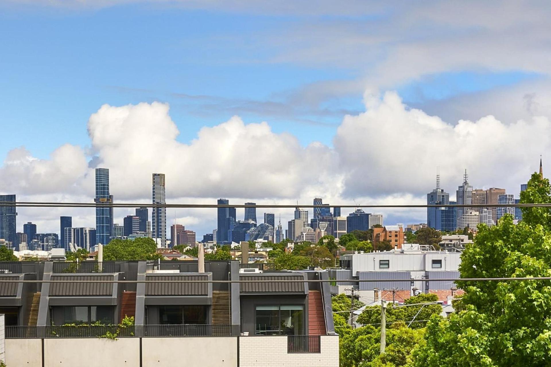 Vibrant Apartment-living Richmond Vic Apartment