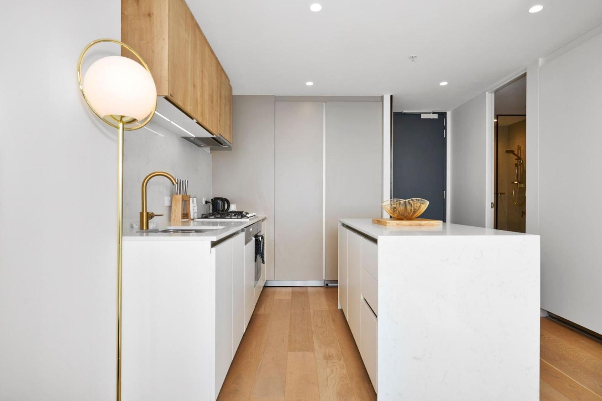 Apartment Mackenzie Marvel Chic 2br With Panoramic Views *