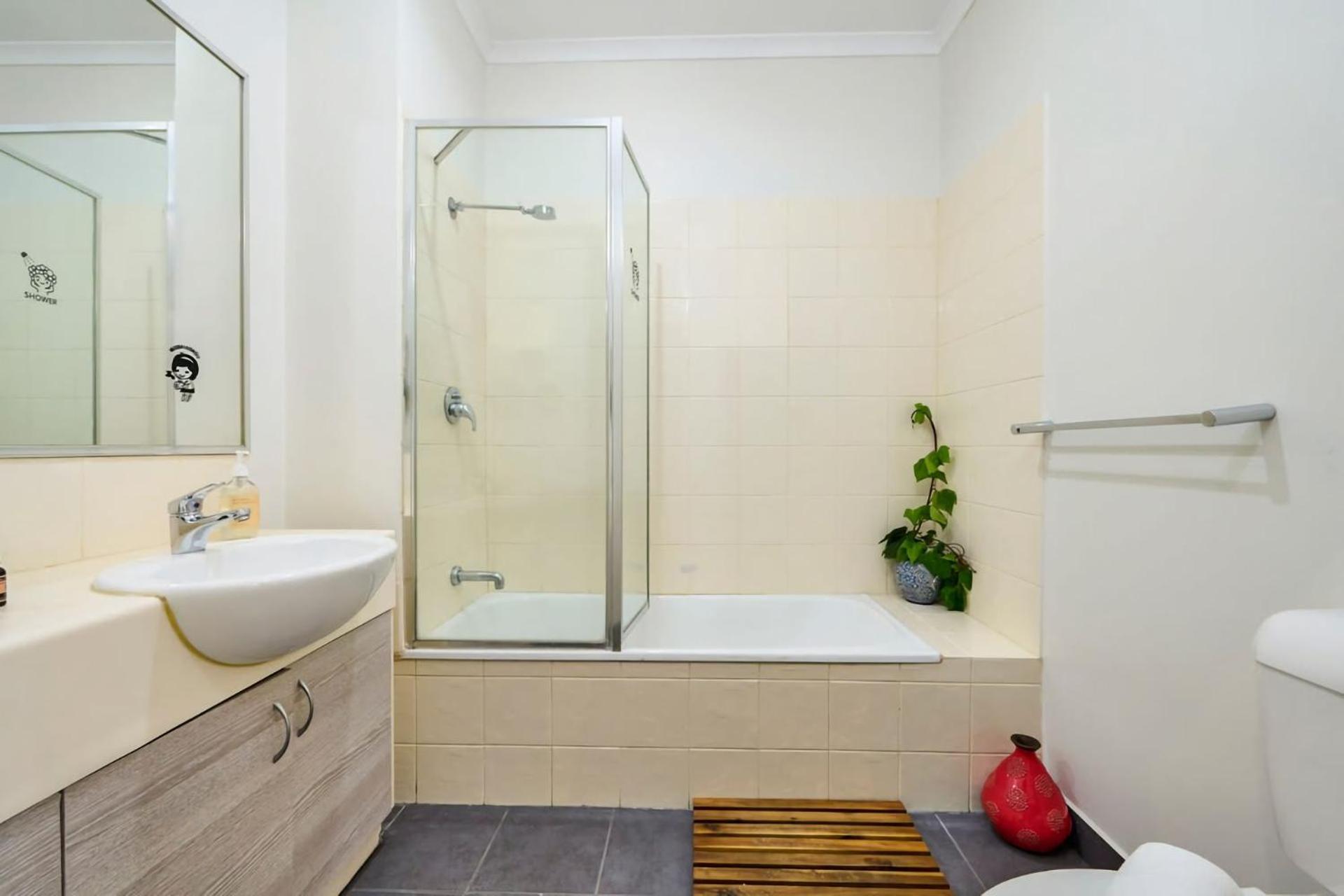 Bright & Eclectic - Footscray Vic Holiday home *