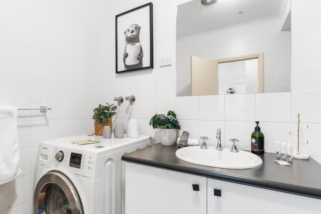 Cozy 1 Bedder In St Kilda With Balcony