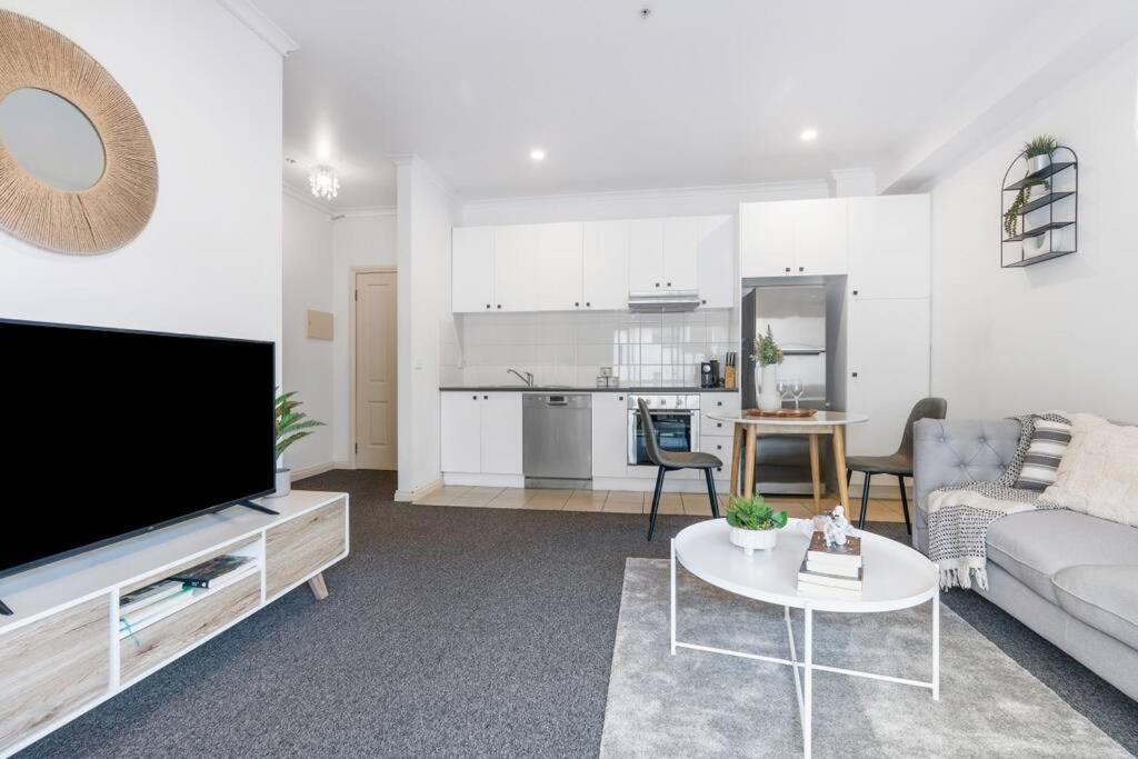 Cozy 1 Bedder In St Kilda With Balcony * Melbourne