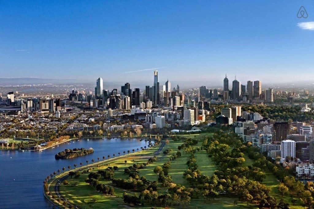 A Cozy 2br With Harbour Views Free Parking * Melbourne