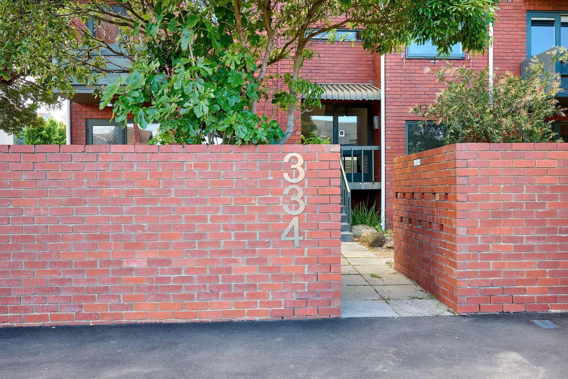 Stylish 1-bedroom Retreat On Hampton Street Apartment *