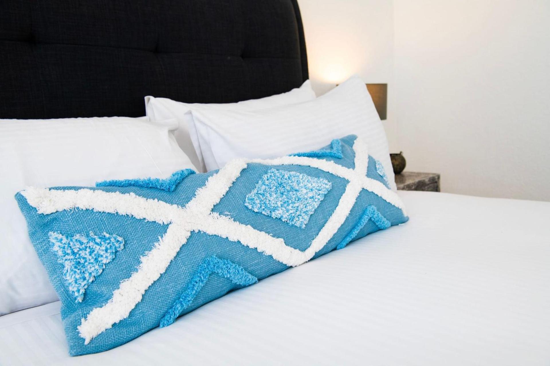 Botanical Bliss 3-bed Opposite St Kilda Gardens Melbourne