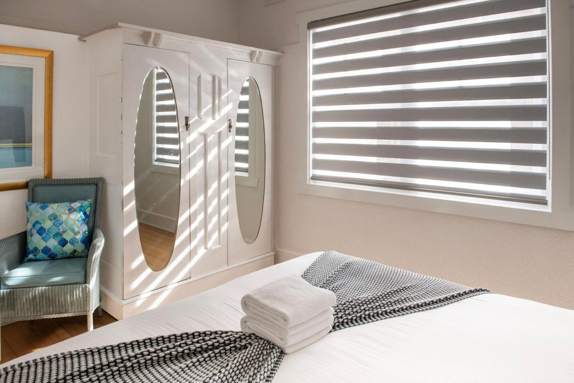 Botanical Bliss 3-bed Opposite St Kilda Gardens Melbourne