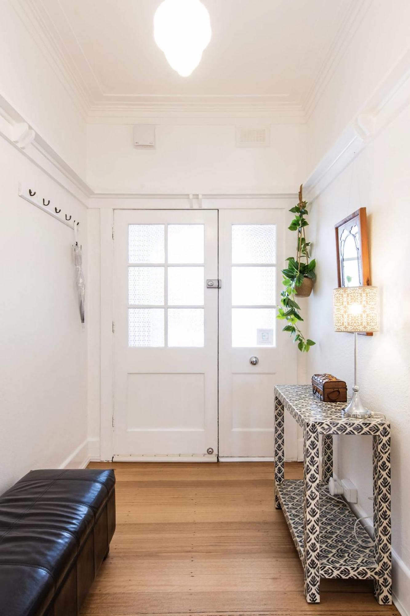 Botanical Bliss 3-bed Opposite St Kilda Gardens