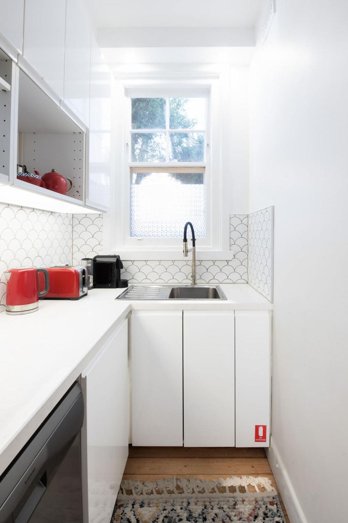 Botanical Bliss 3-bed Opposite St Kilda Gardens *