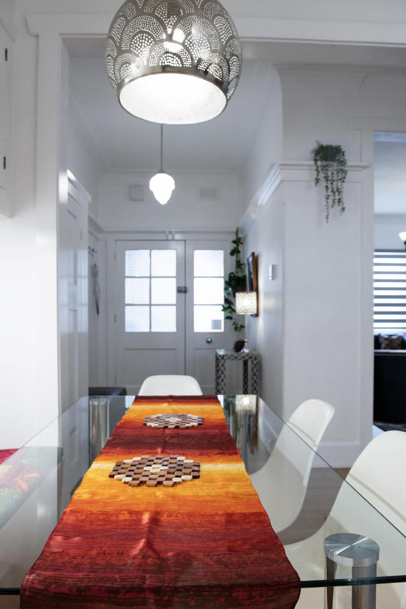 Botanical Bliss 3-bed Opposite St Kilda Gardens Melbourne