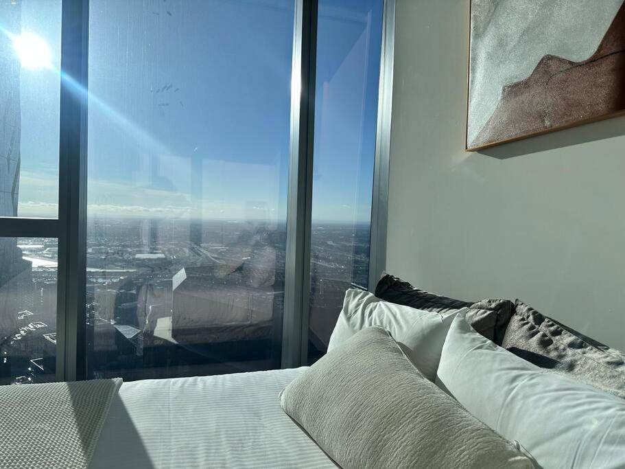 Royal Executive Living Corporate Sky West Side Place Apartment Melbourne