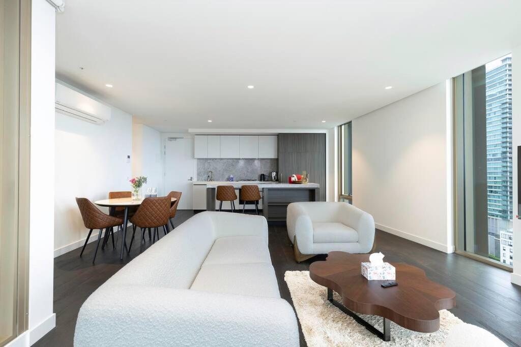 Southbank 3 Bedroom Free Parking * Melbourne
