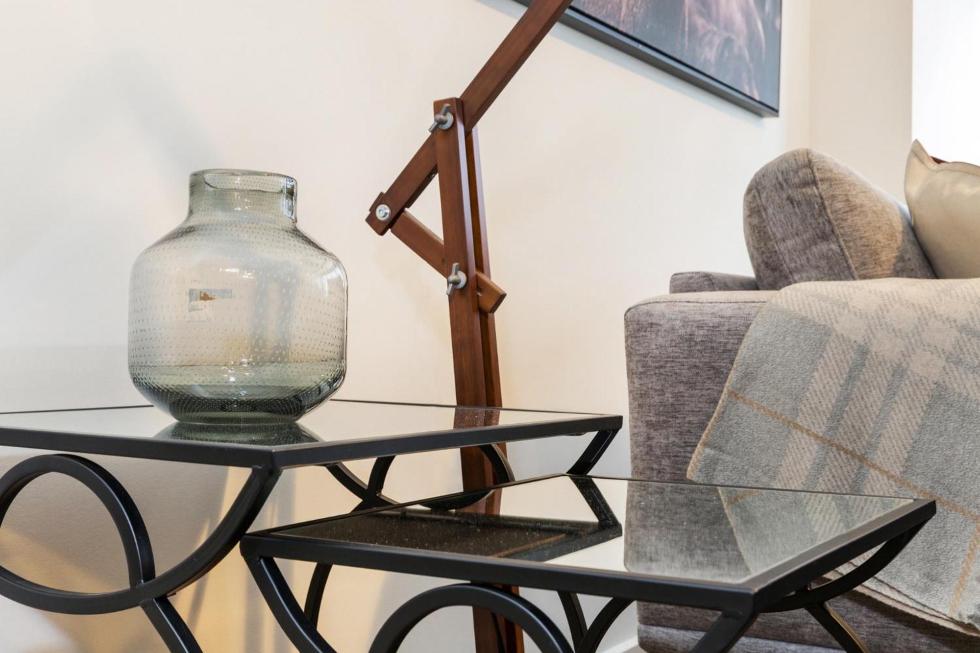 Luxe 2-bed With River Views Near Casino
