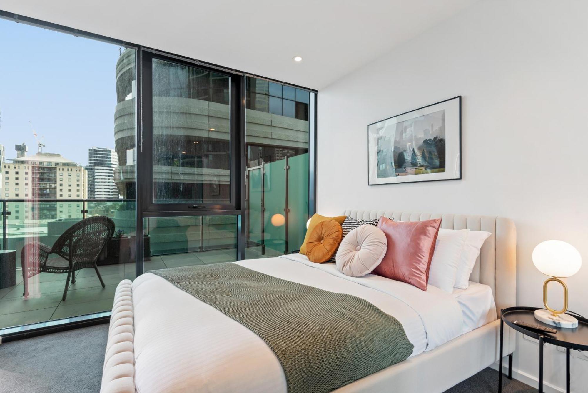 Entertainer With Panoramic Views Apartment