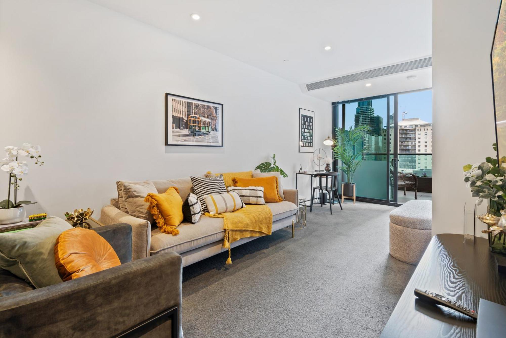 Entertainer With Panoramic Views *