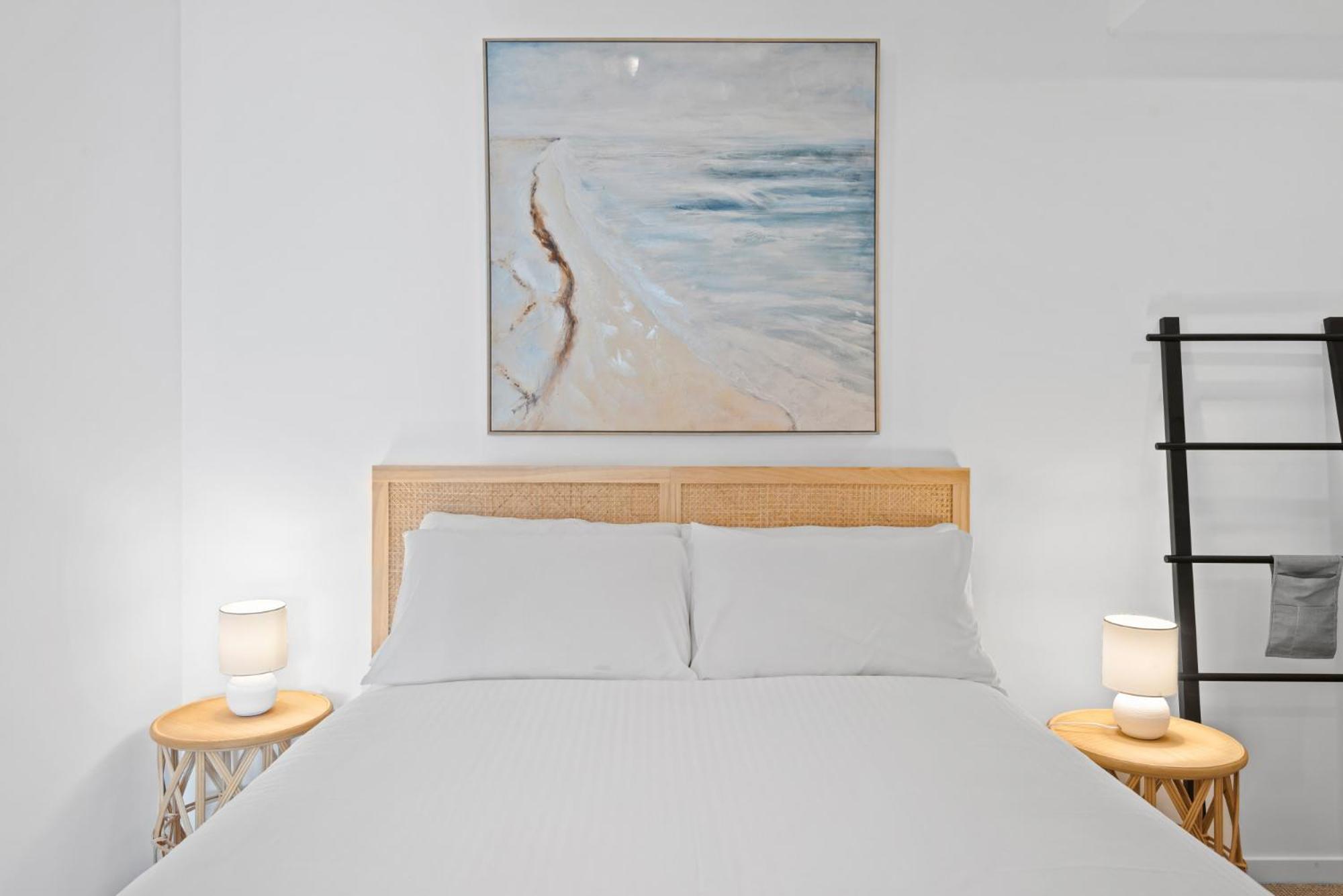 Bespoke 2-bed Beachfront