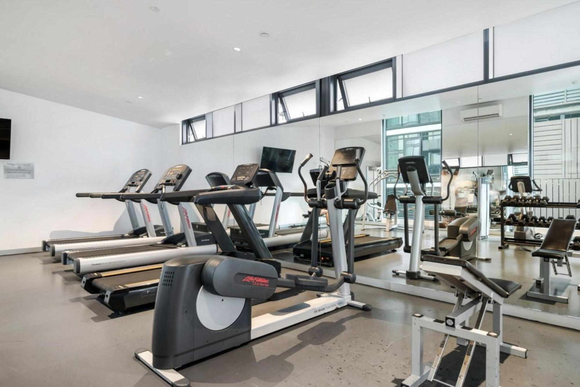 Southbank Central 2-bed - Pool, Gym & City Views Apartamento *
