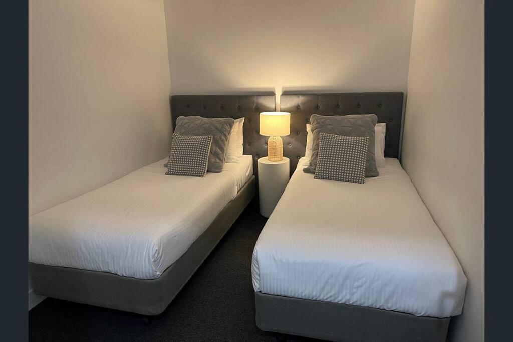 Apartment 2 Bdr On Collins St, Melbourne