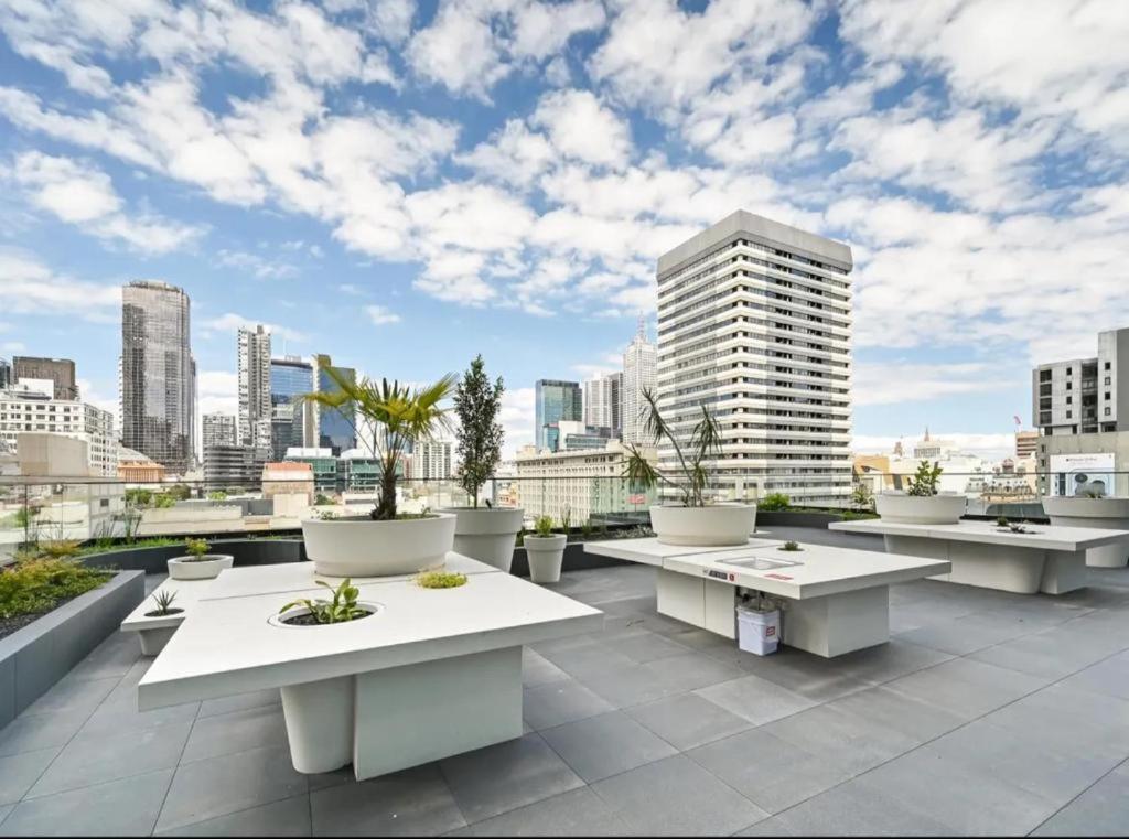 Cbd Central 3-bedroom 2 Baths 5 Beds Pool Sauna Gym Carpark City Sky View * Melbourne