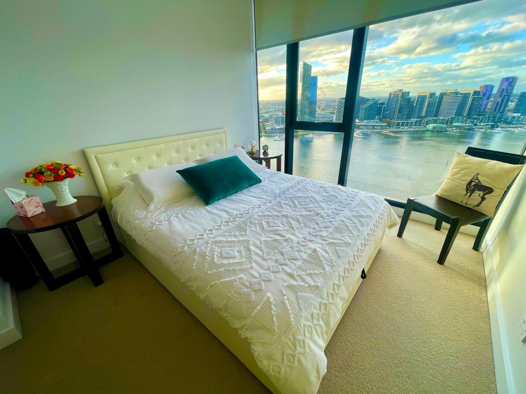 Yarra Accommodation-private Apartments-collins Wharf Waterfront, Docklands Homestay