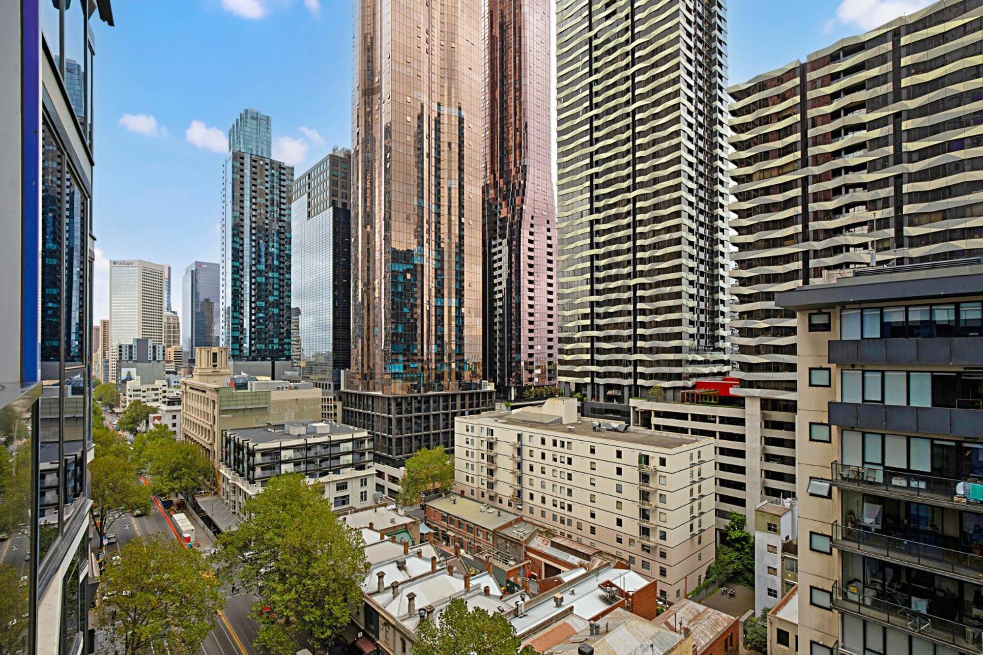 Lumina - Lighthouse Apartment Melbourne