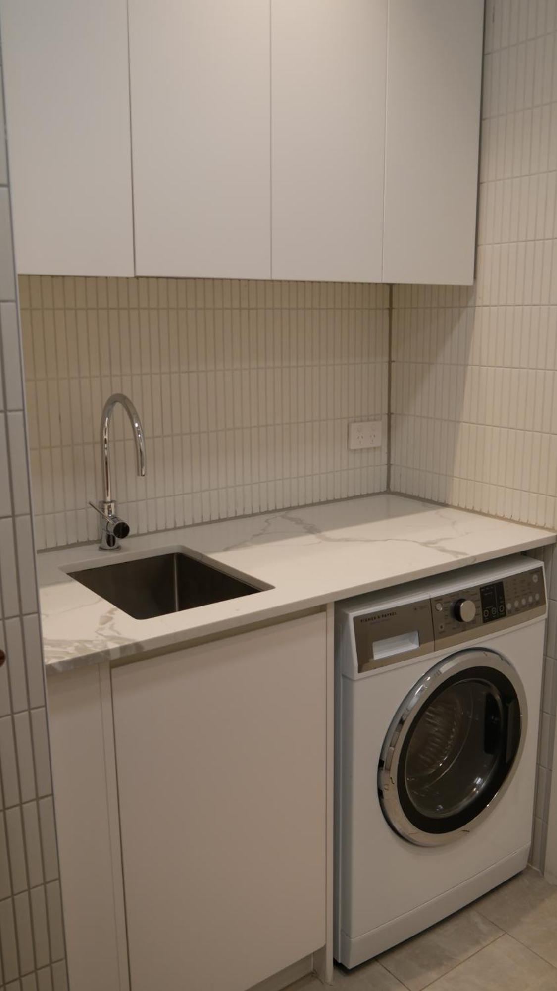 Brilliant 2brm, Fully Renovated Art Deco Classic Melbourne