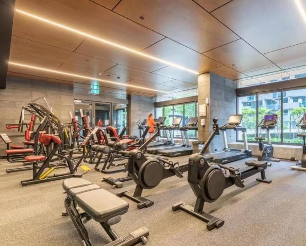 Apartment Manhattan Stadium View 3br2ba Free Parking Melbourne