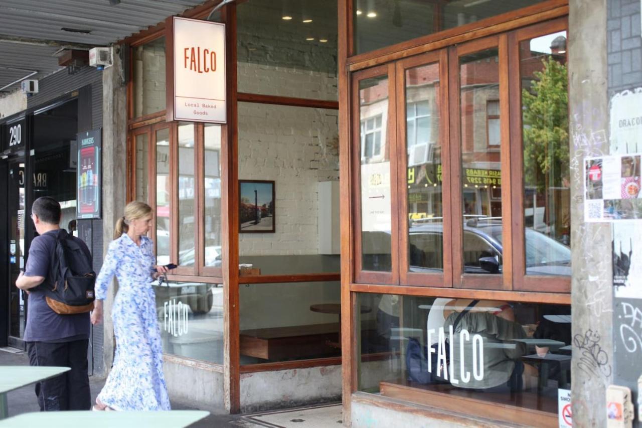 Luna, Stylish And Chic Collingwood * Melbourne